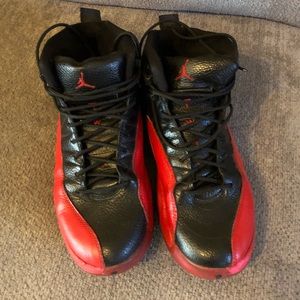 Jordan Retro 12 Flu Game size 9.5
